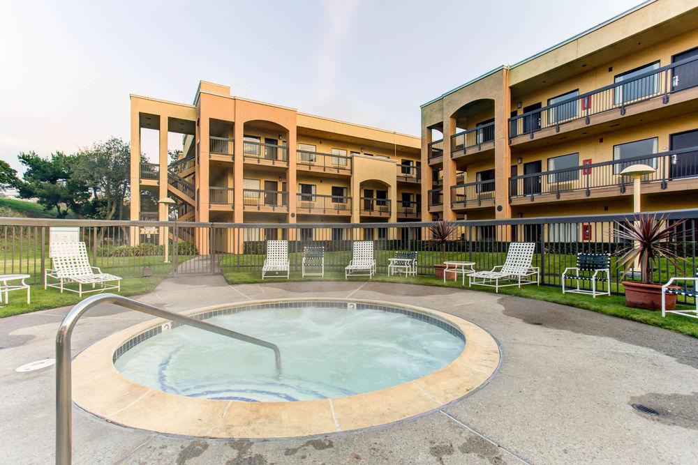 Comfort Inn & Suites San Francisco Airport North South San Francisco Exterior photo